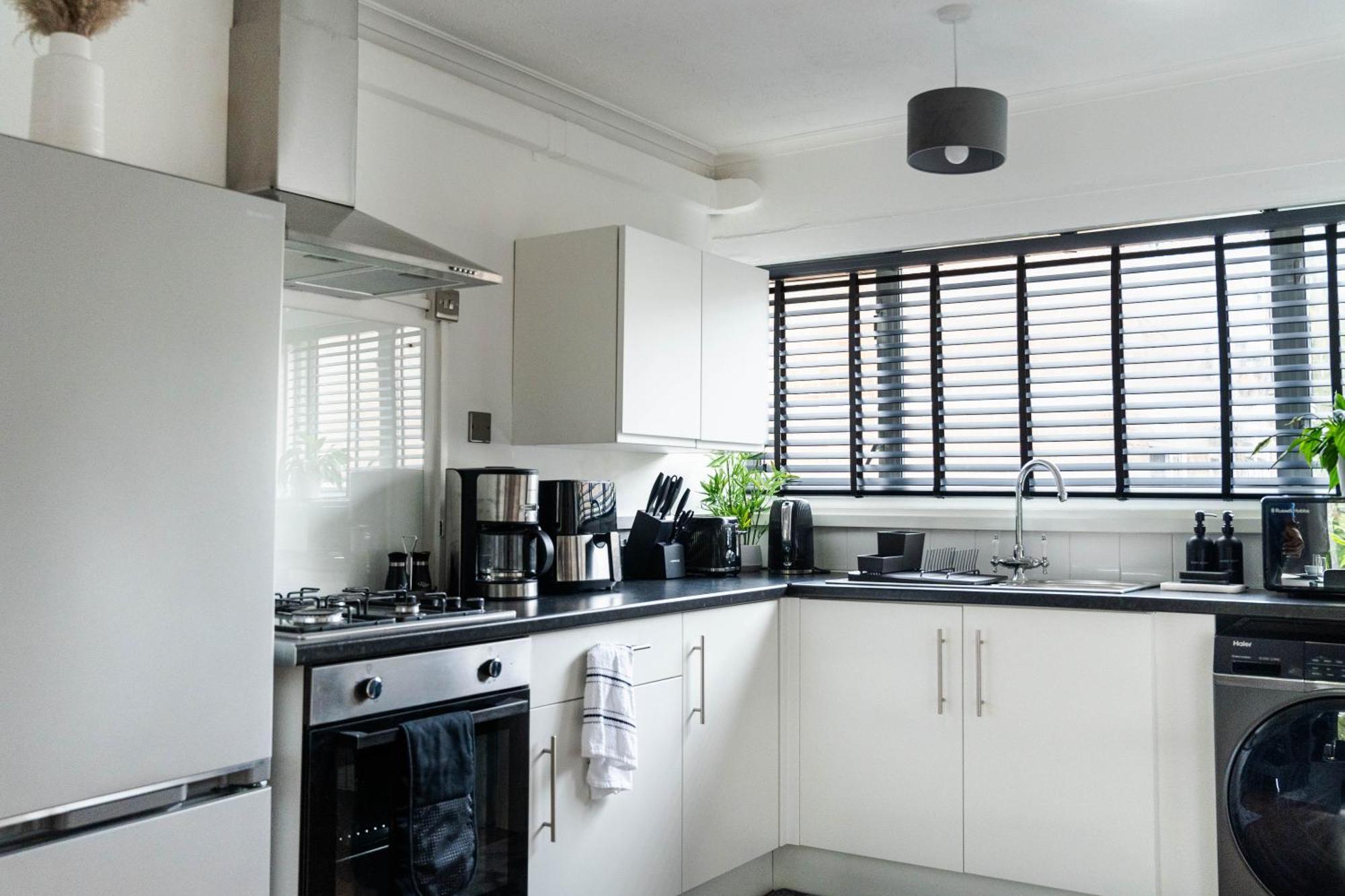 Modern 1 Bed In Greenwich - Wifi - Netflix And Stations Nearby *
