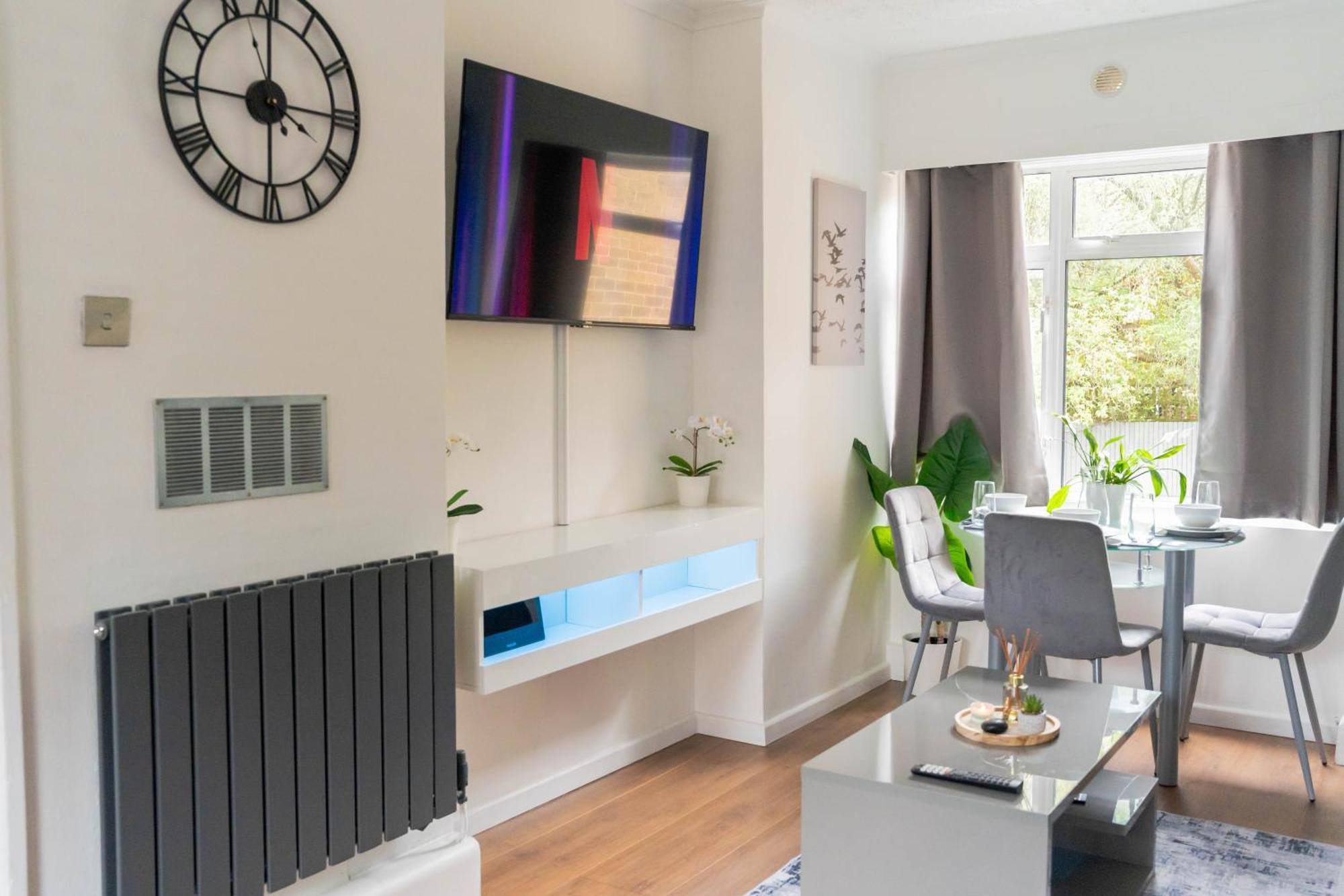 Modern 1 Bed In Greenwich - Wifi - Netflix And Stations Nearby * Londres