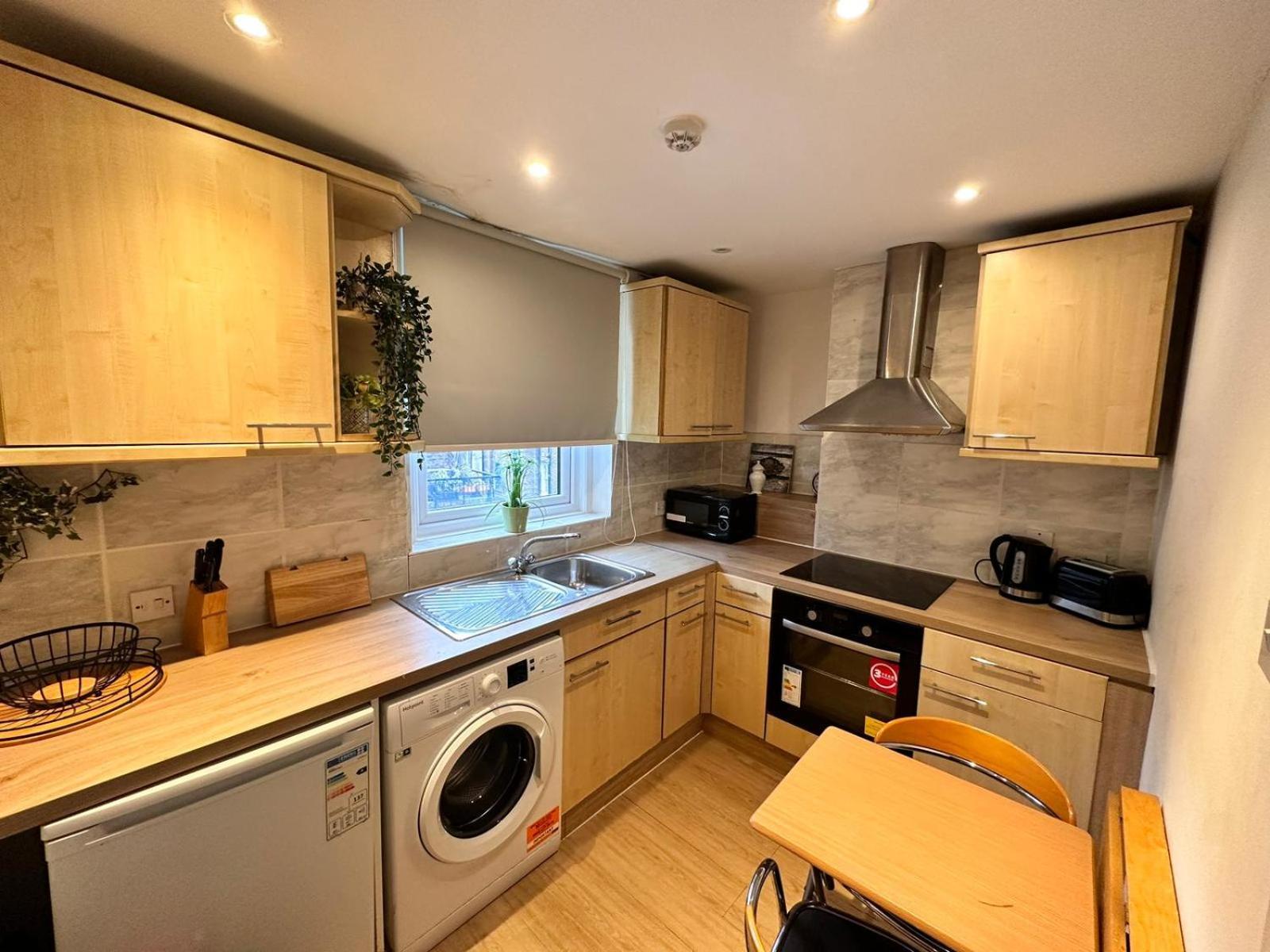 Bright Studio In Central * Londres