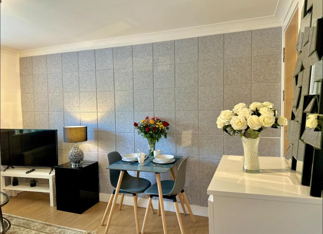 Appartement Stunning Business Travellers Studio En-Suite Bathroom Garden View *