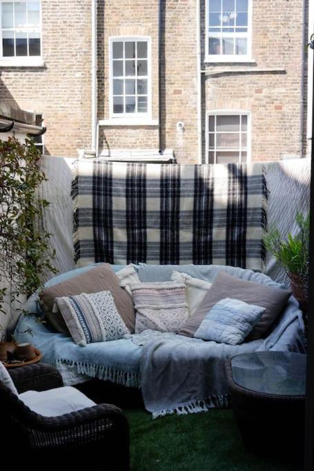 Stunning Townhouse In Beautiful Notting Hill * Londres