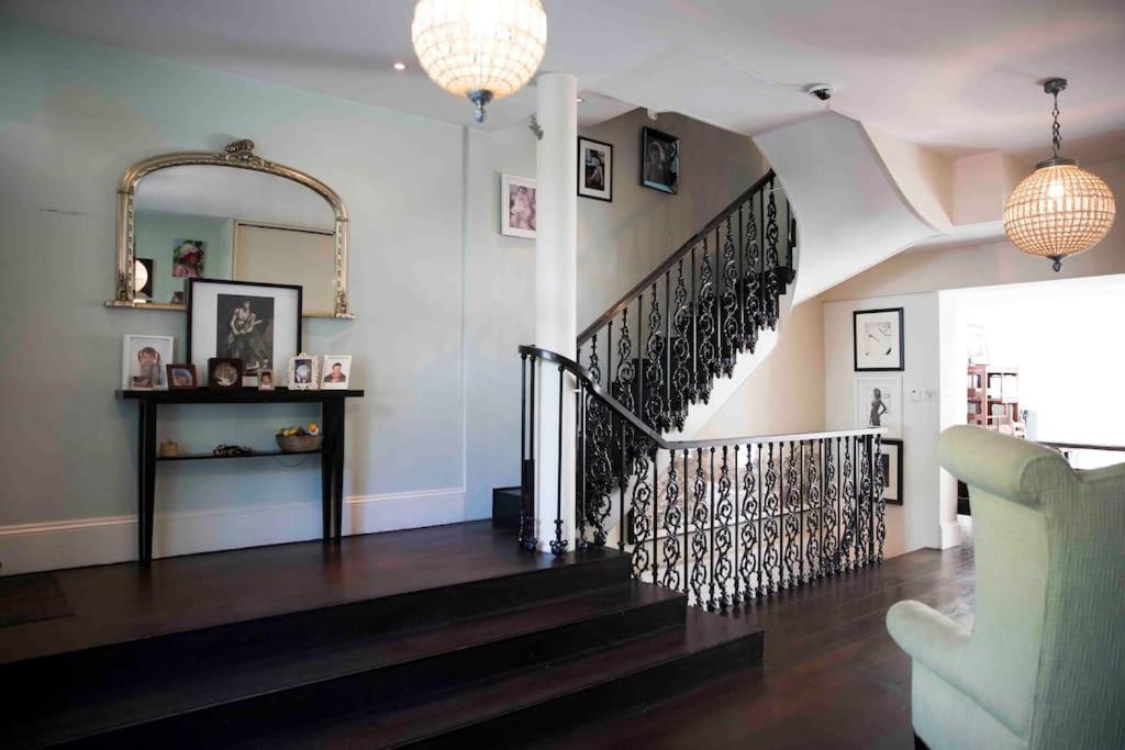 Stunning Townhouse In Beautiful Notting Hill Appartement Londres