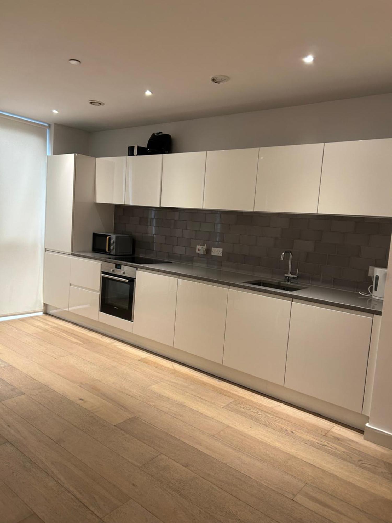 One Bedroom In Royal Wharf, Close To Airport Apartamento Londres