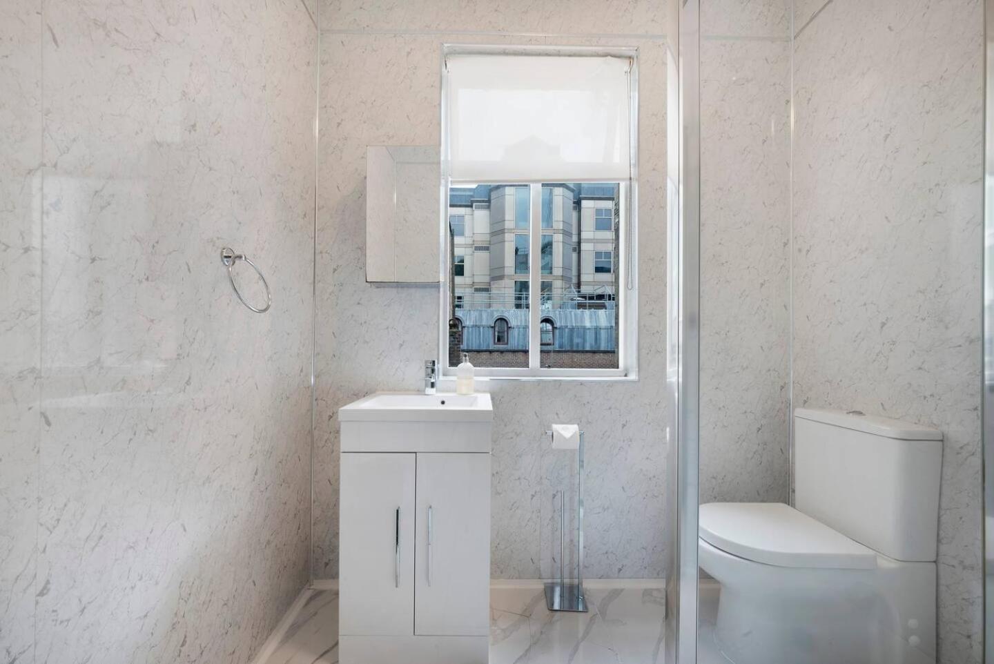 2 Bed Piccadilly 3 * Londres