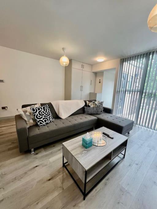 Apartamento Spacious In Wandsworth *