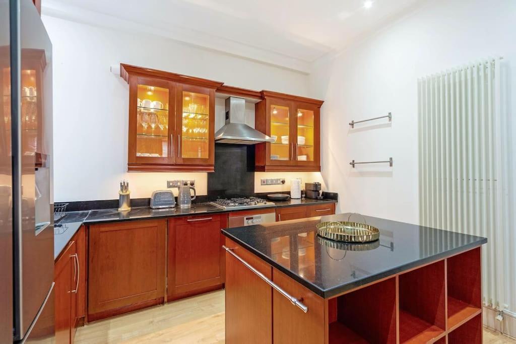 Appartement Fabulous 3 Bed In Kensington *
