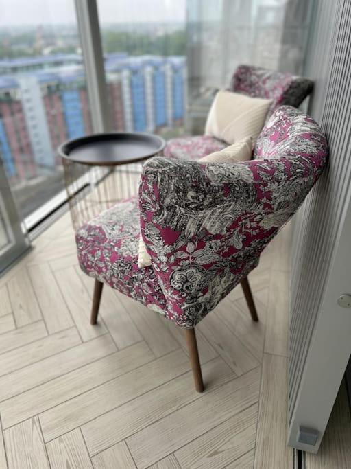 Modern 2 Bed Flat At Battersea Appartement