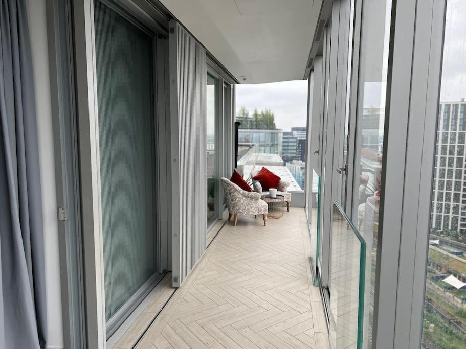 Modern 2 Bed Flat At Battersea Appartement Londres