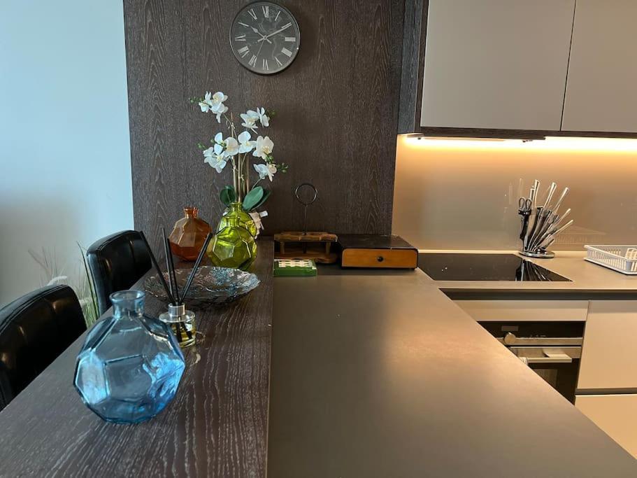Modern 2 Bed Flat At Battersea Appartement