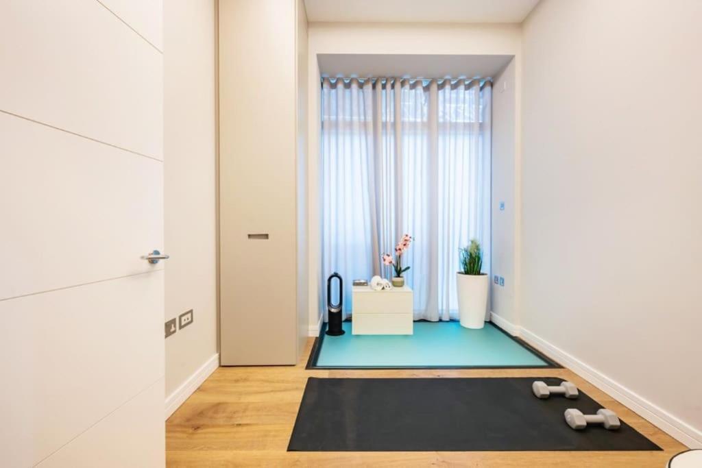 Three Bedroom, Leicester Square Duplex Hébergement de vacances