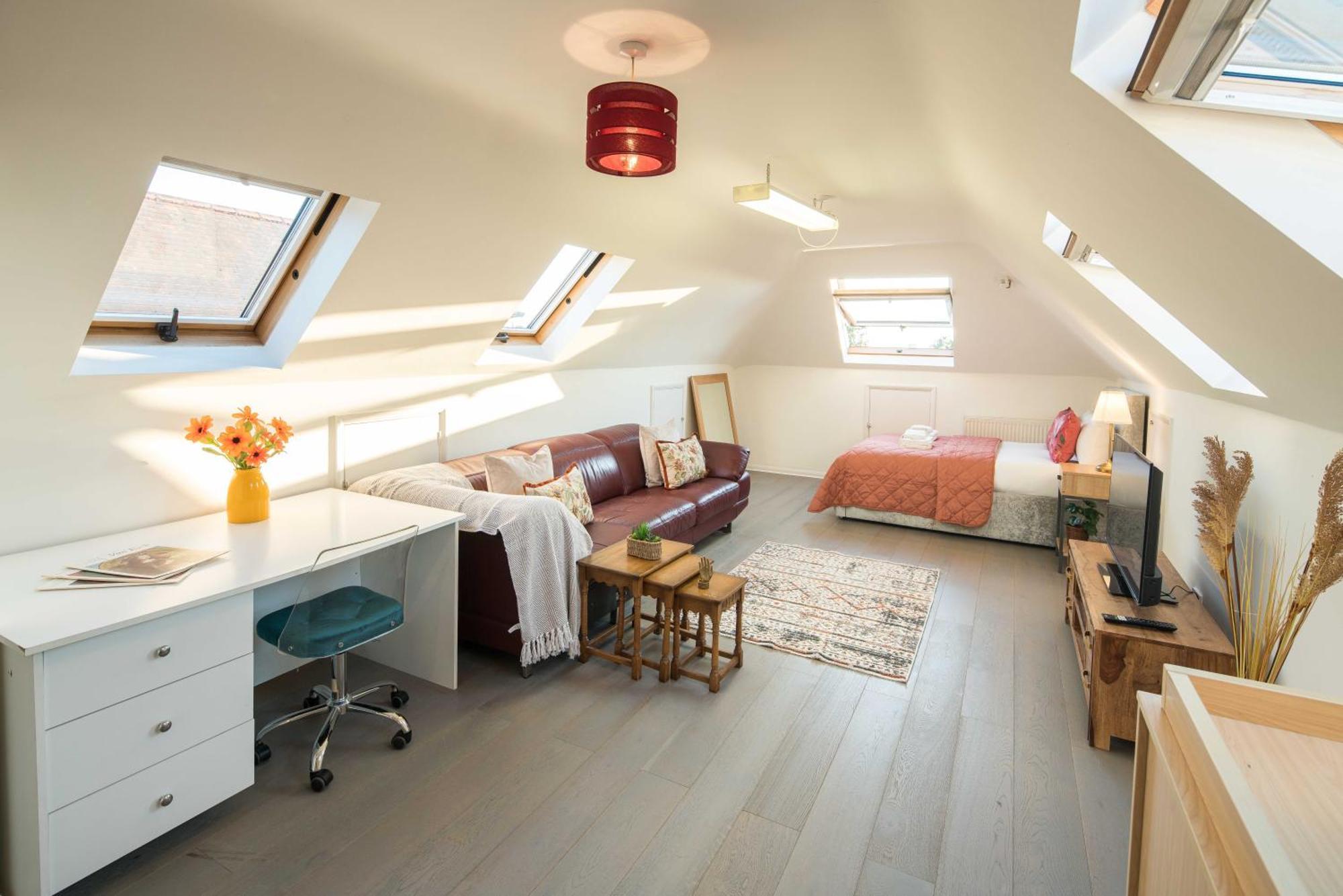 Luxury Pool House With Free Parking - Unico Residences * Londres