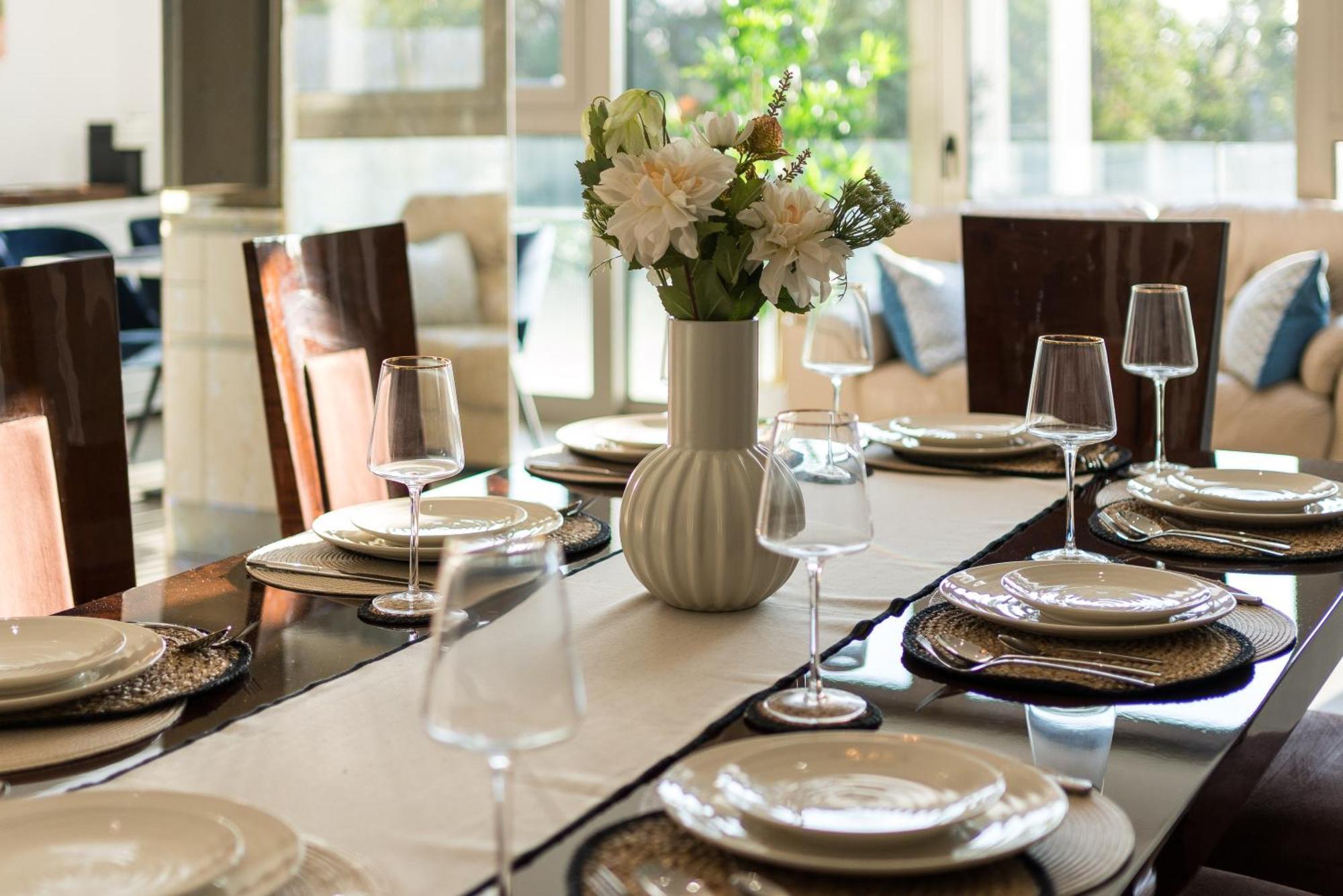 Luxury Pool House With Free Parking - Unico Residences Hébergement de vacances