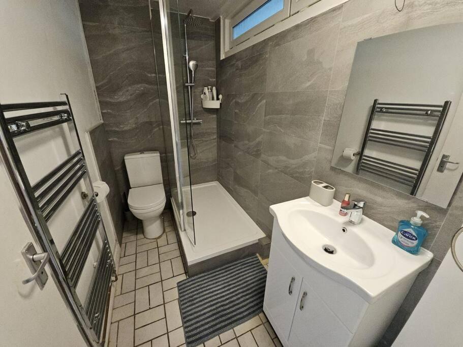 Apartamento Steps From Kings Cross Station!
