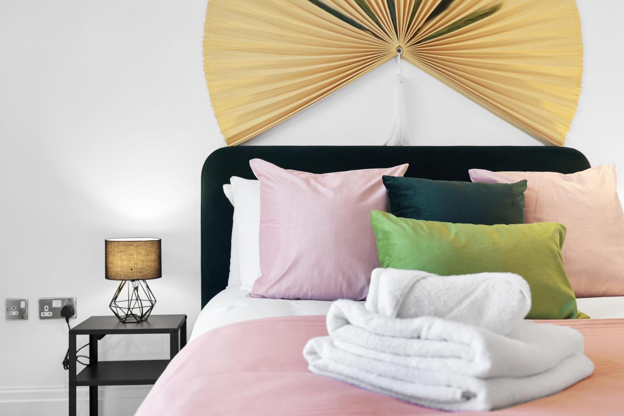 Sleeps 8, Parking, River Views, Chelsea 3 Bdr Londres