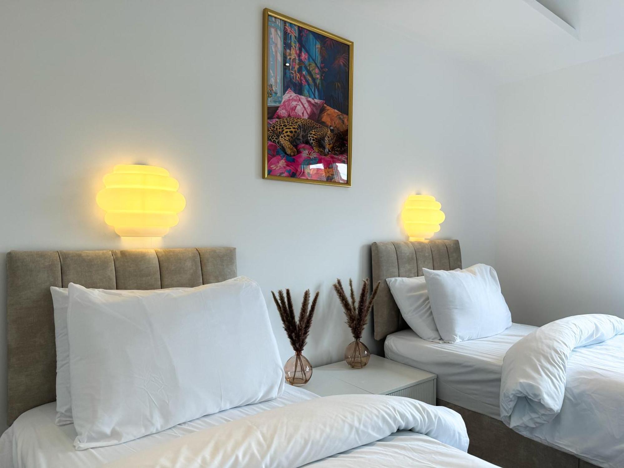 Luxurious 3bed House With Bath & Garden Holiday home