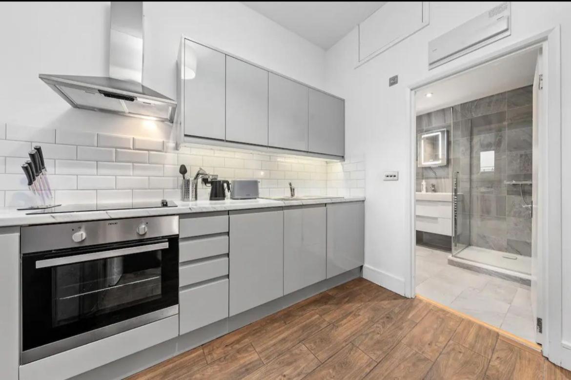 Majestic 2-bedroom Flat In Knightsbridge-hyde Park Kb70 Appartement Londres