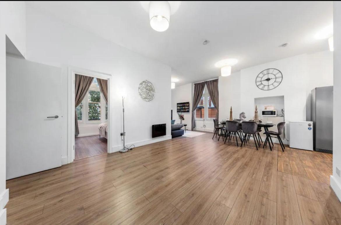 Majestic 2-bedroom Flat In Knightsbridge-hyde Park Kb70 Appartement