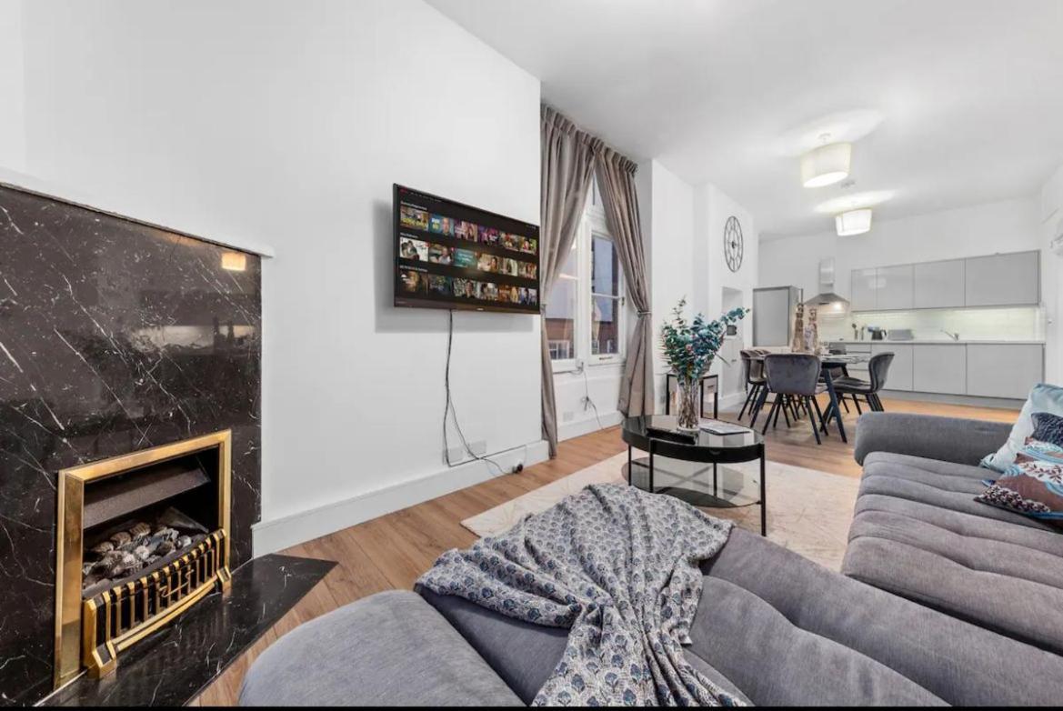 Majestic 2-bedroom Flat In Knightsbridge-hyde Park Kb70 Londres