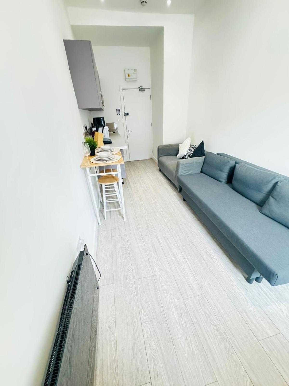 Harrow Road One Bedroom Londen