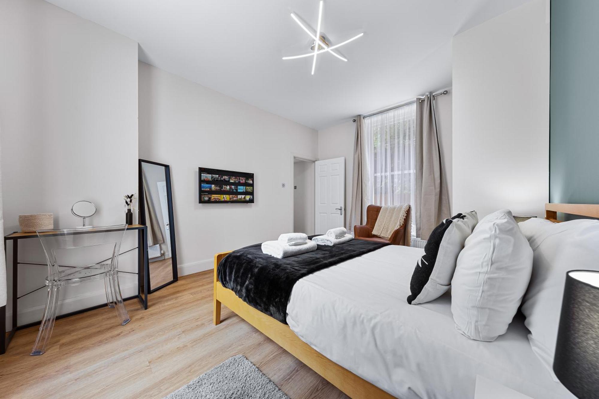 Apartamento Maida Vale, Modern Apt, Sleeps 4, London. *