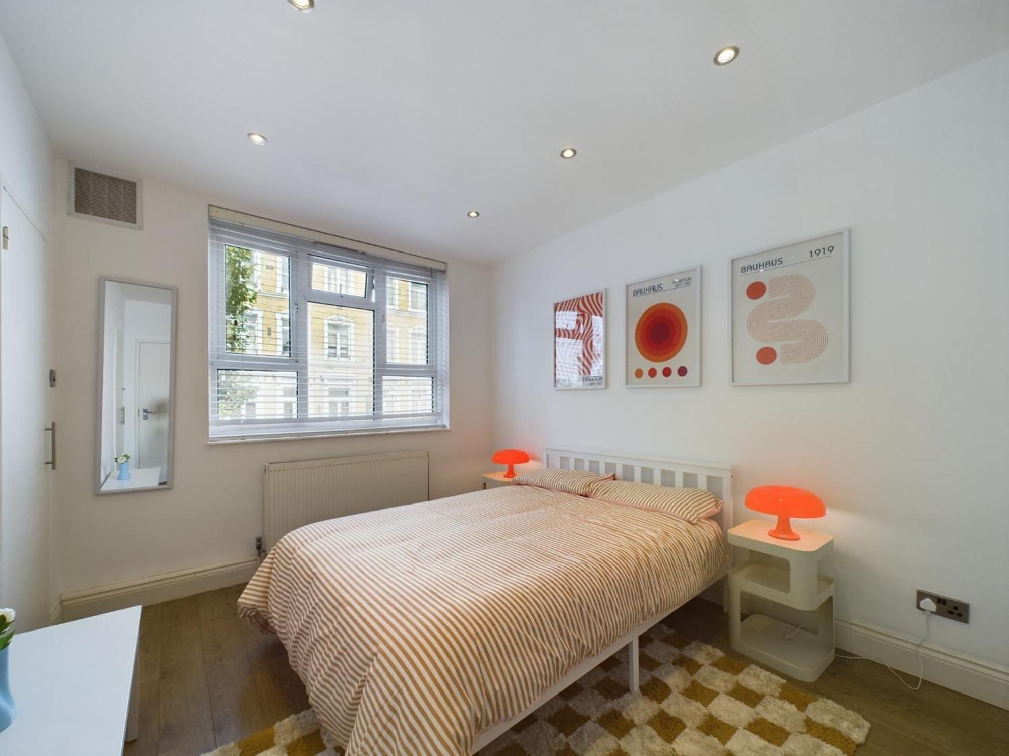 The Earl's Court Hideaway - Warm 3bdr House