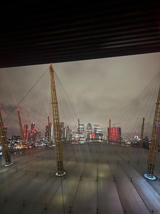 Lushpen - O2 Arena Londres