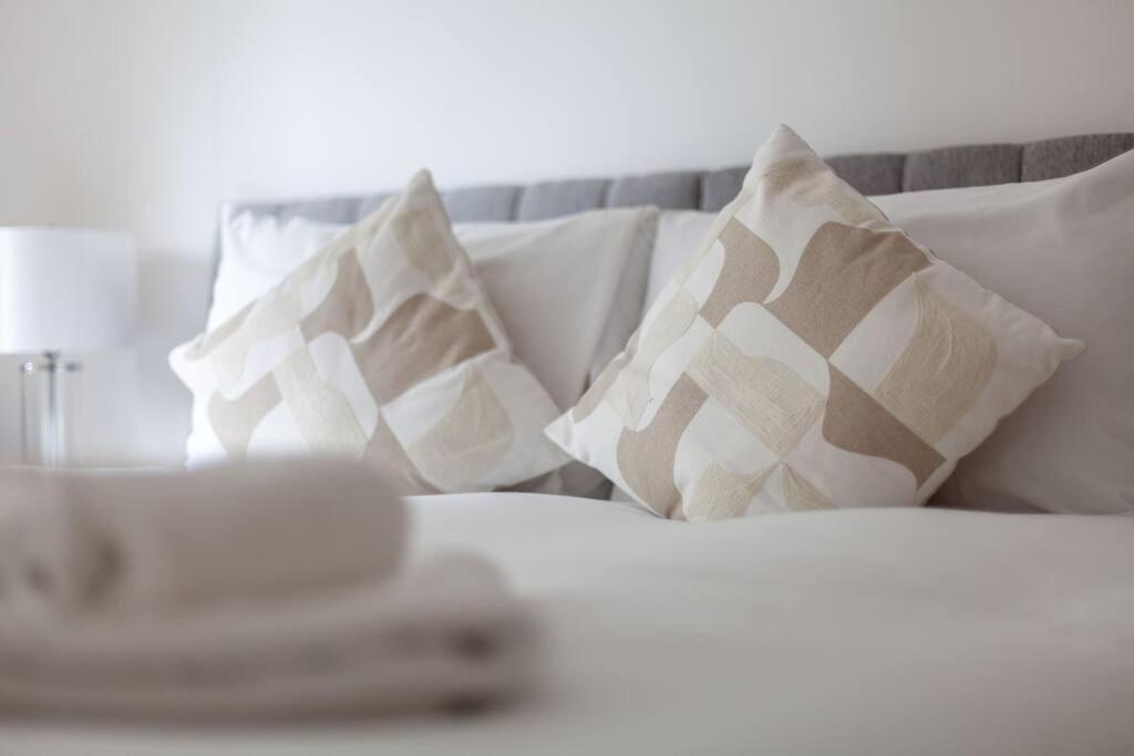 Apartamento Cozy & Stylish 2-bed Flat In Trentham Ct, *