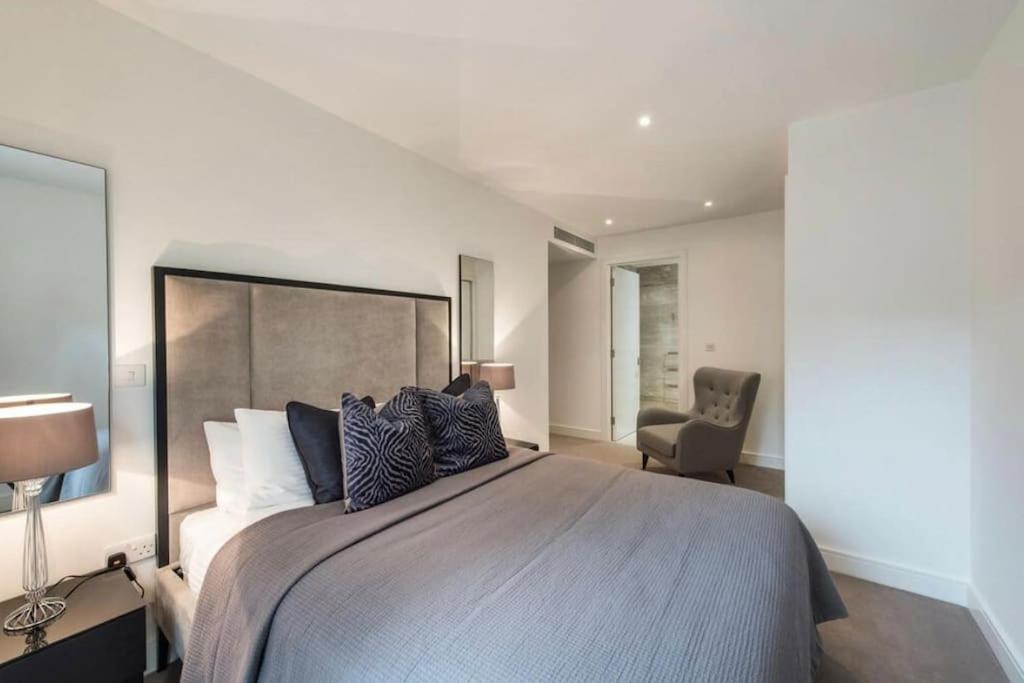 Stylish 3 Bed Gem In Londres