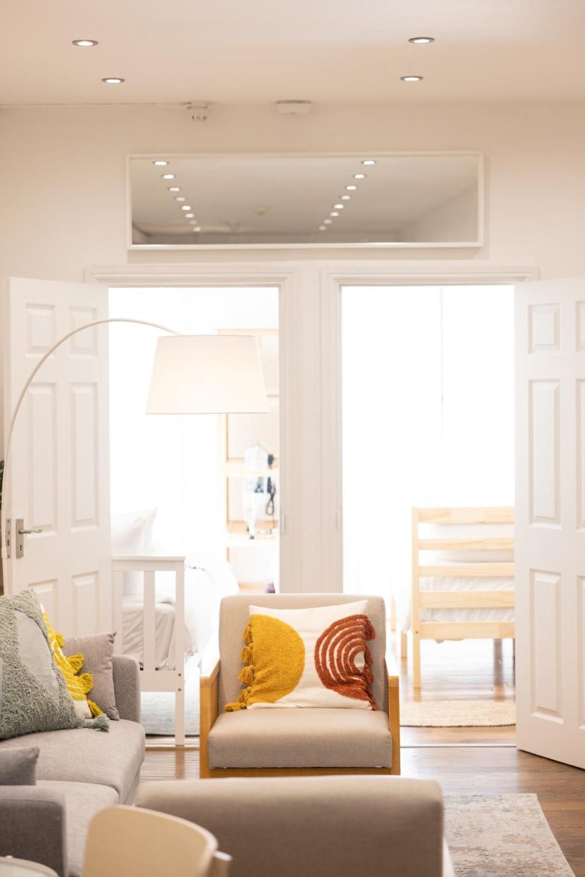 Bright And Cosy 100m From Trafalgar Square Apartamento