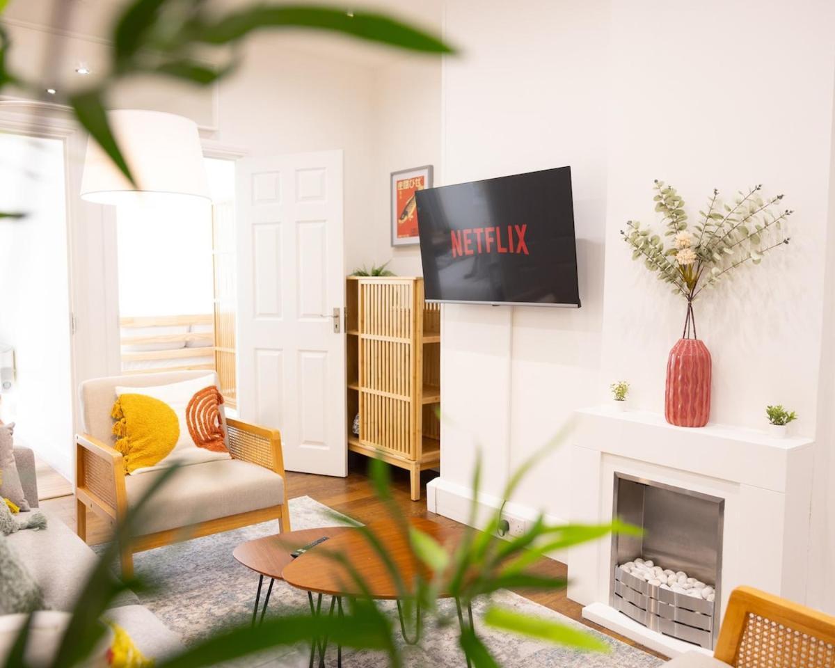 Bright And Cosy 100m From Trafalgar Square Londres