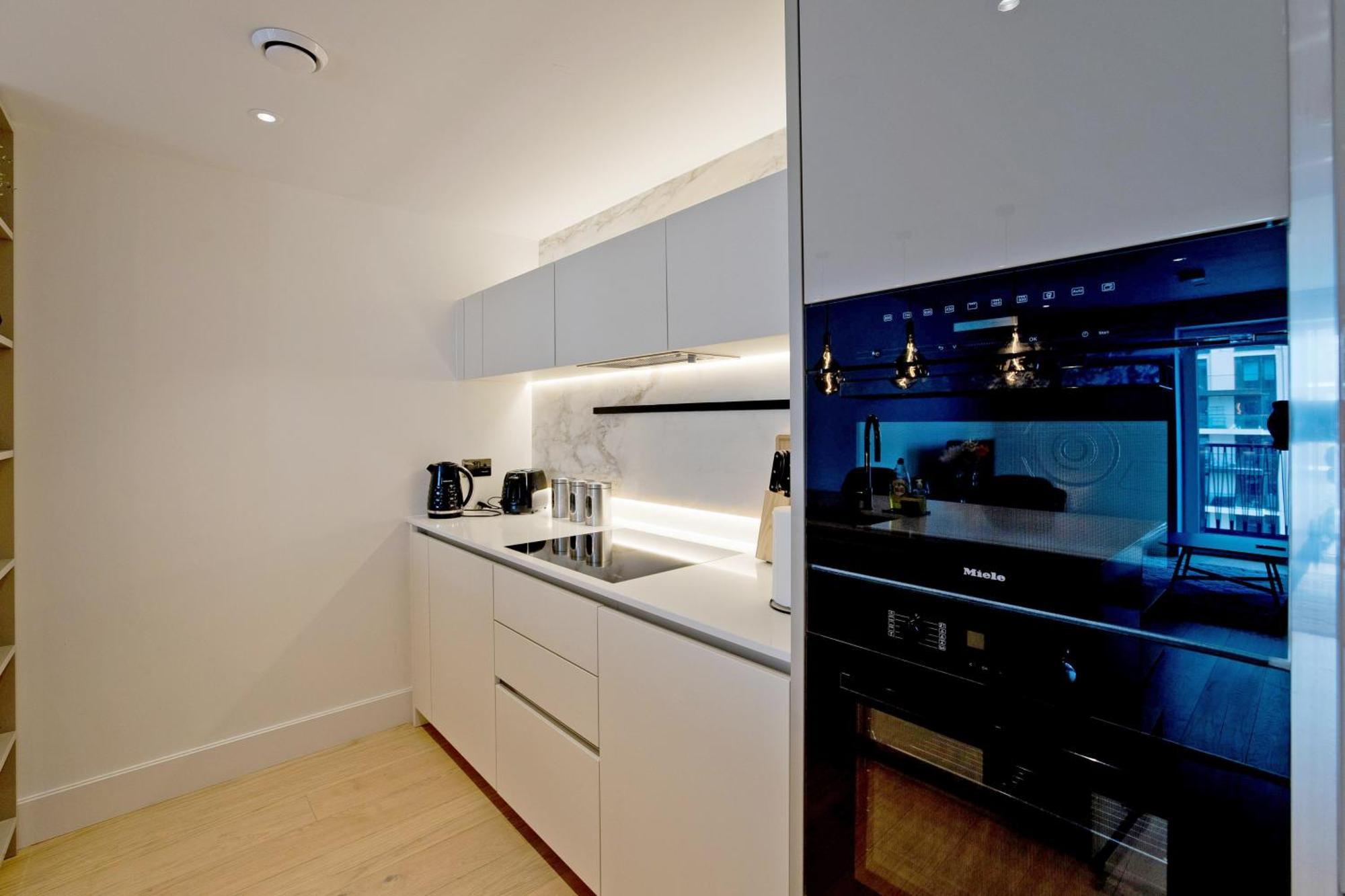 Fabulous Westfield 2 Bed Londres