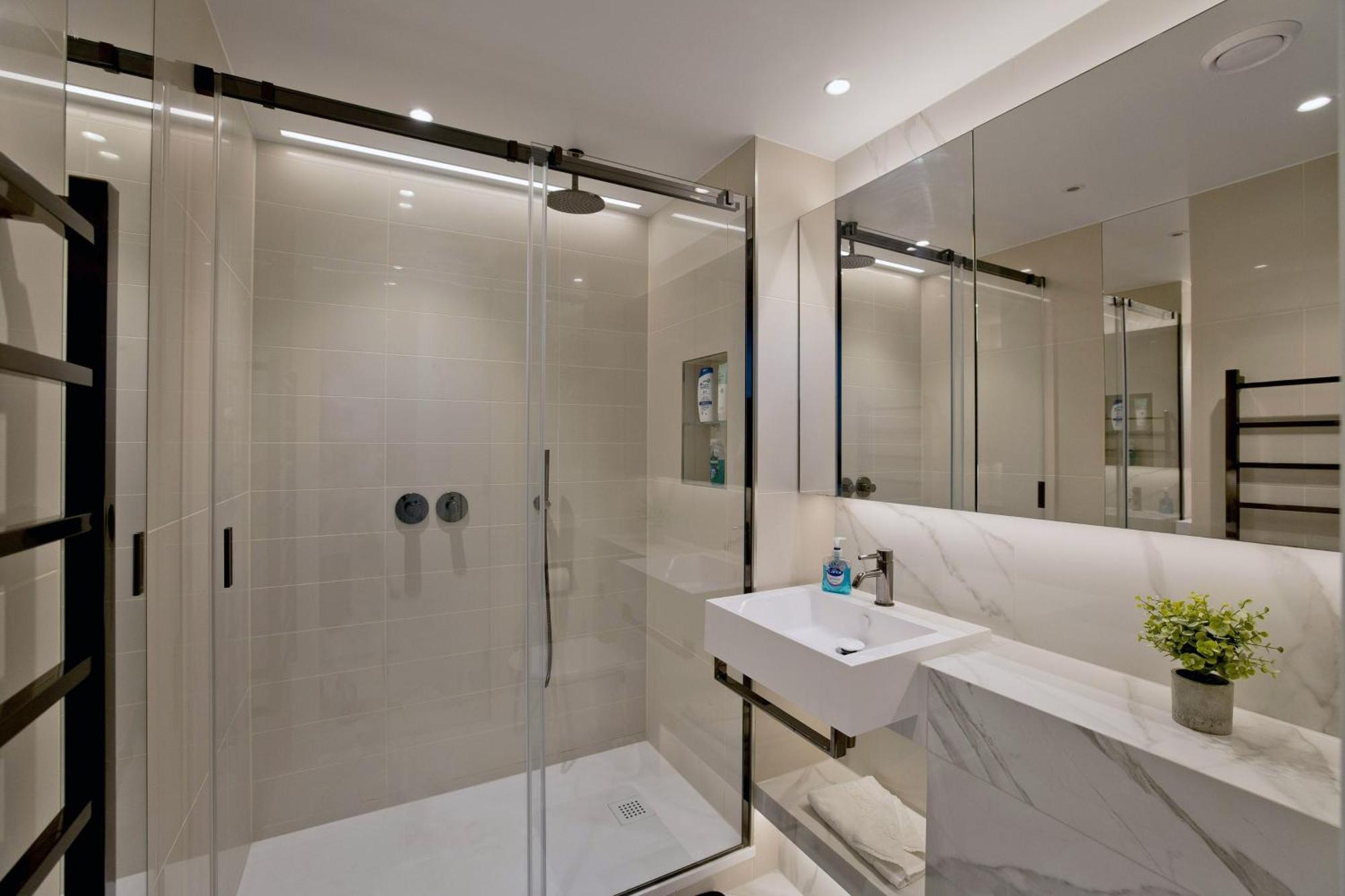 Apartamento Fabulous Westfield 2 Bed Londres