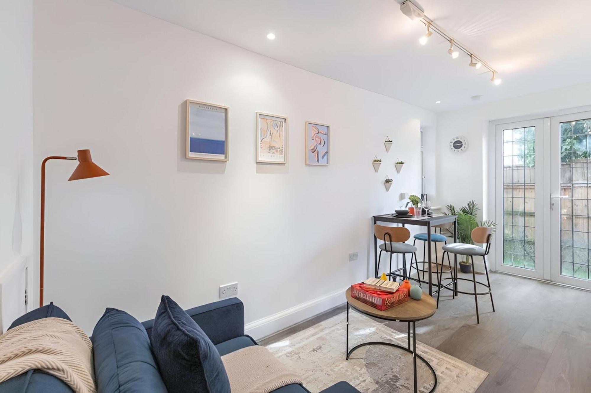 Apartamento Sleek Loft Living Minimalist Urban Escape Londres