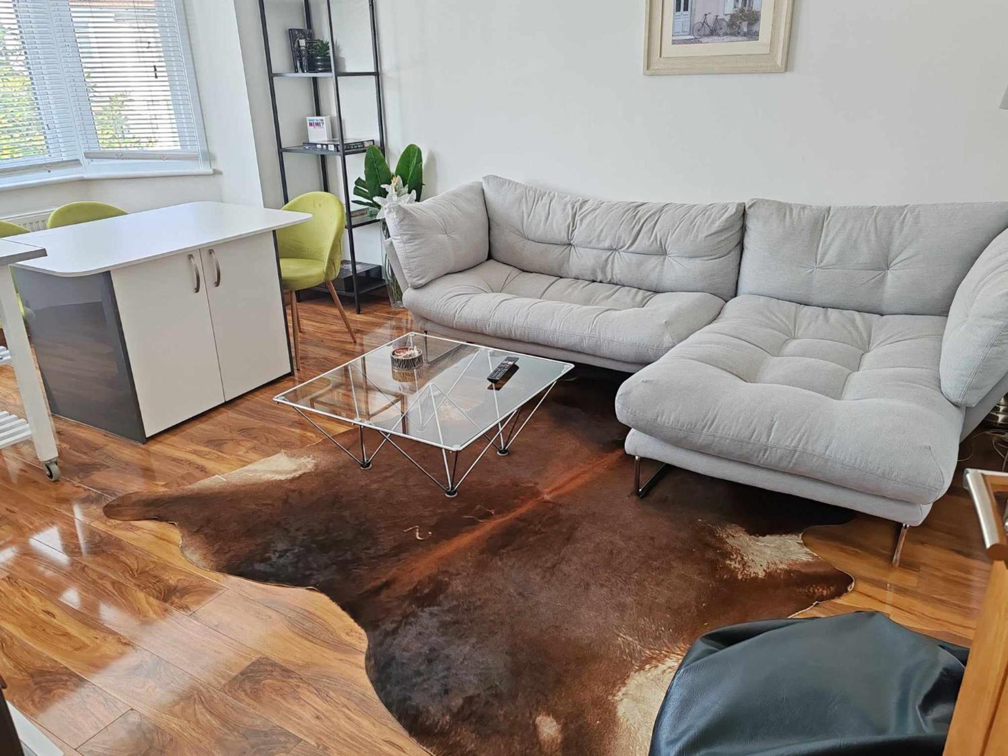 Two Bedroom In Dollis Hill * Londres