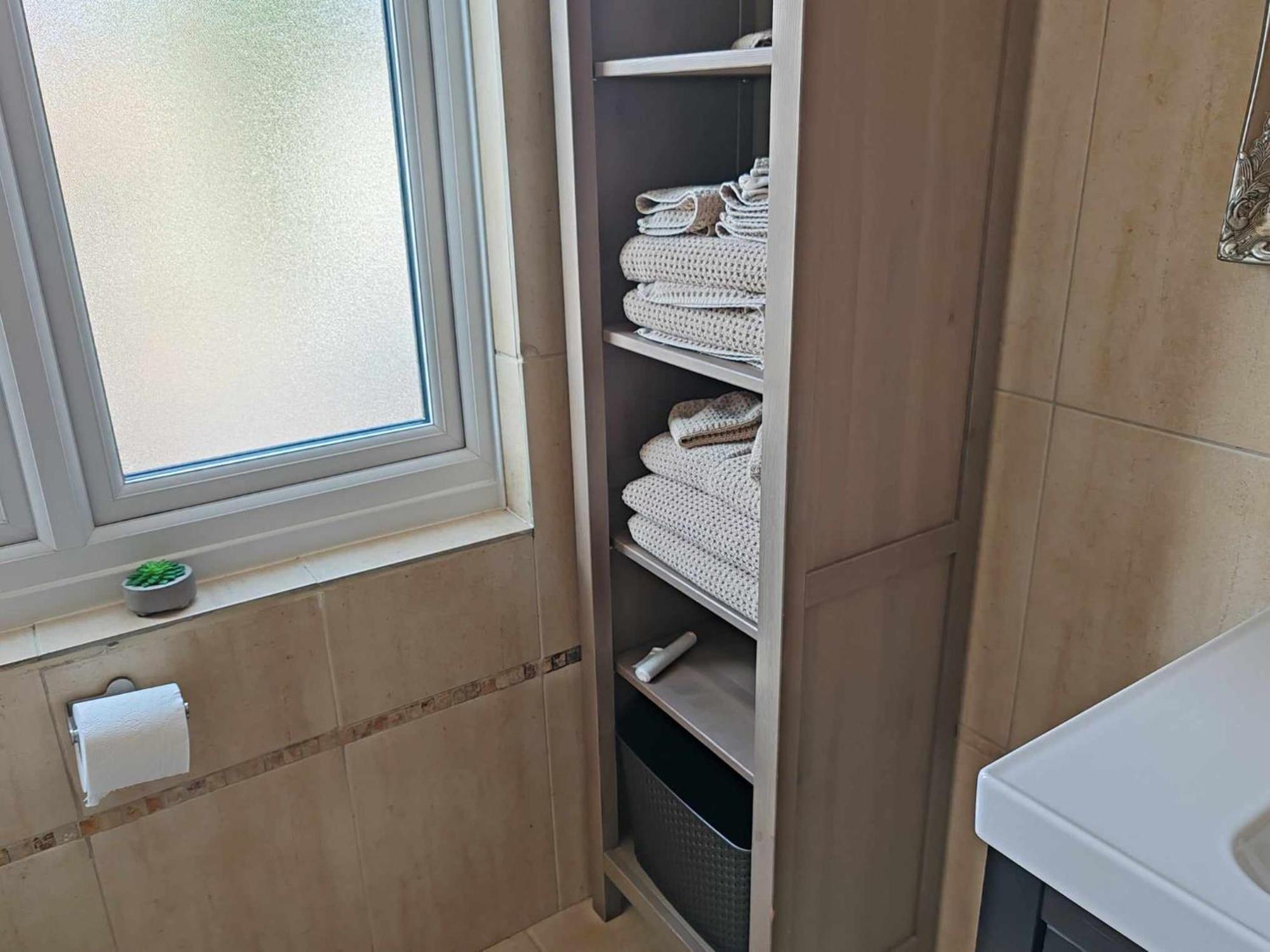 Two Bedroom In Dollis Hill * Londres