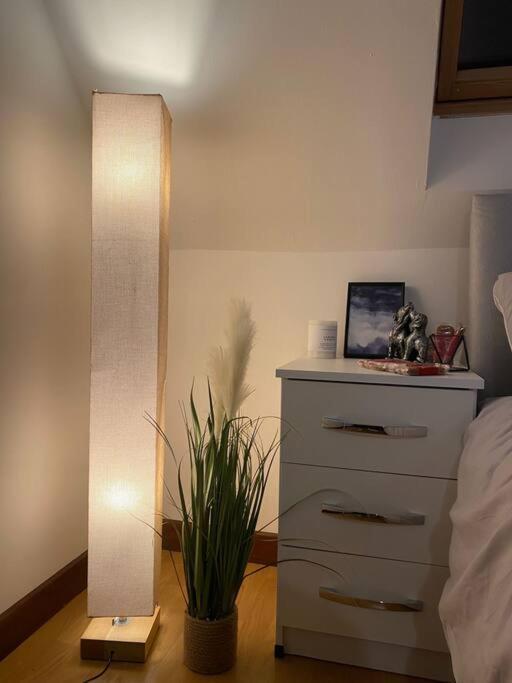 Apartment Lovely Sleep 4 In Sb6 London