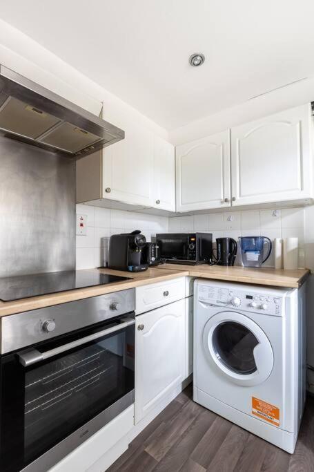 Apartamento Lovely Garden 2bd Flat In *