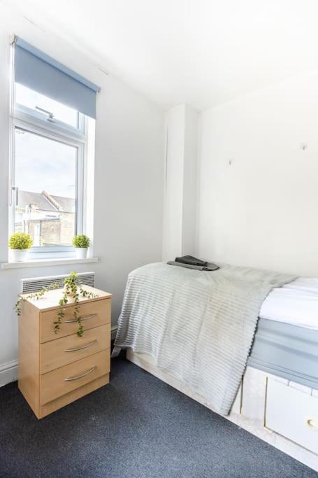 Lovely Garden 2bd Flat In
