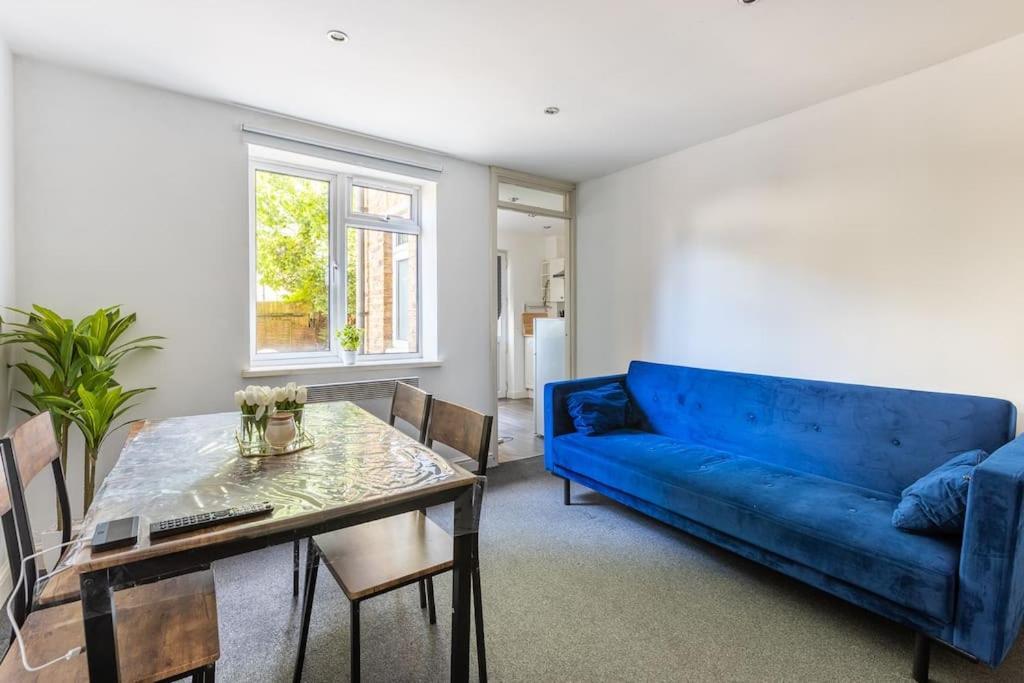 Lovely Garden 2bd Flat In Apartamento Londres