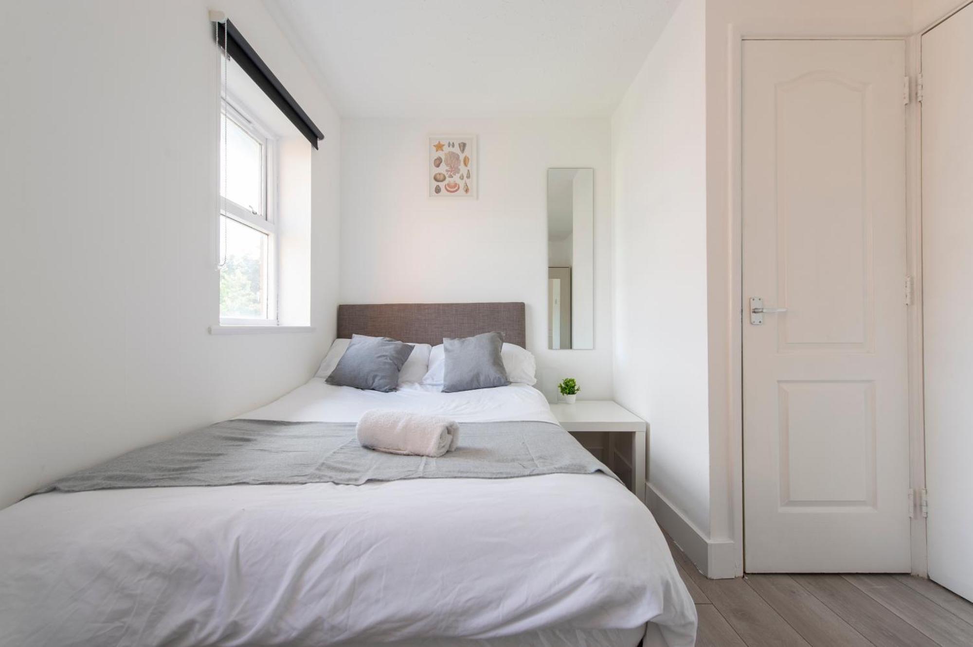 Stylish 2 Bed House Near O2 Arena, Excel & Airport Hébergement de vacances *