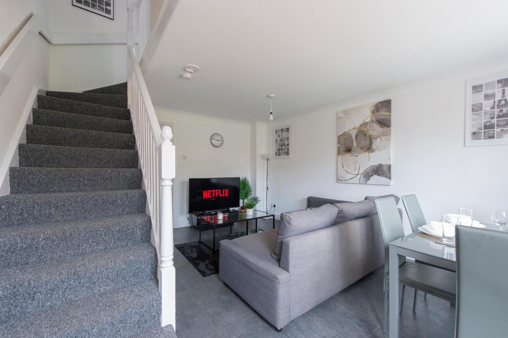 Stylish 2 Bed House Near O2 Arena, Excel & Airport Hébergement de vacances