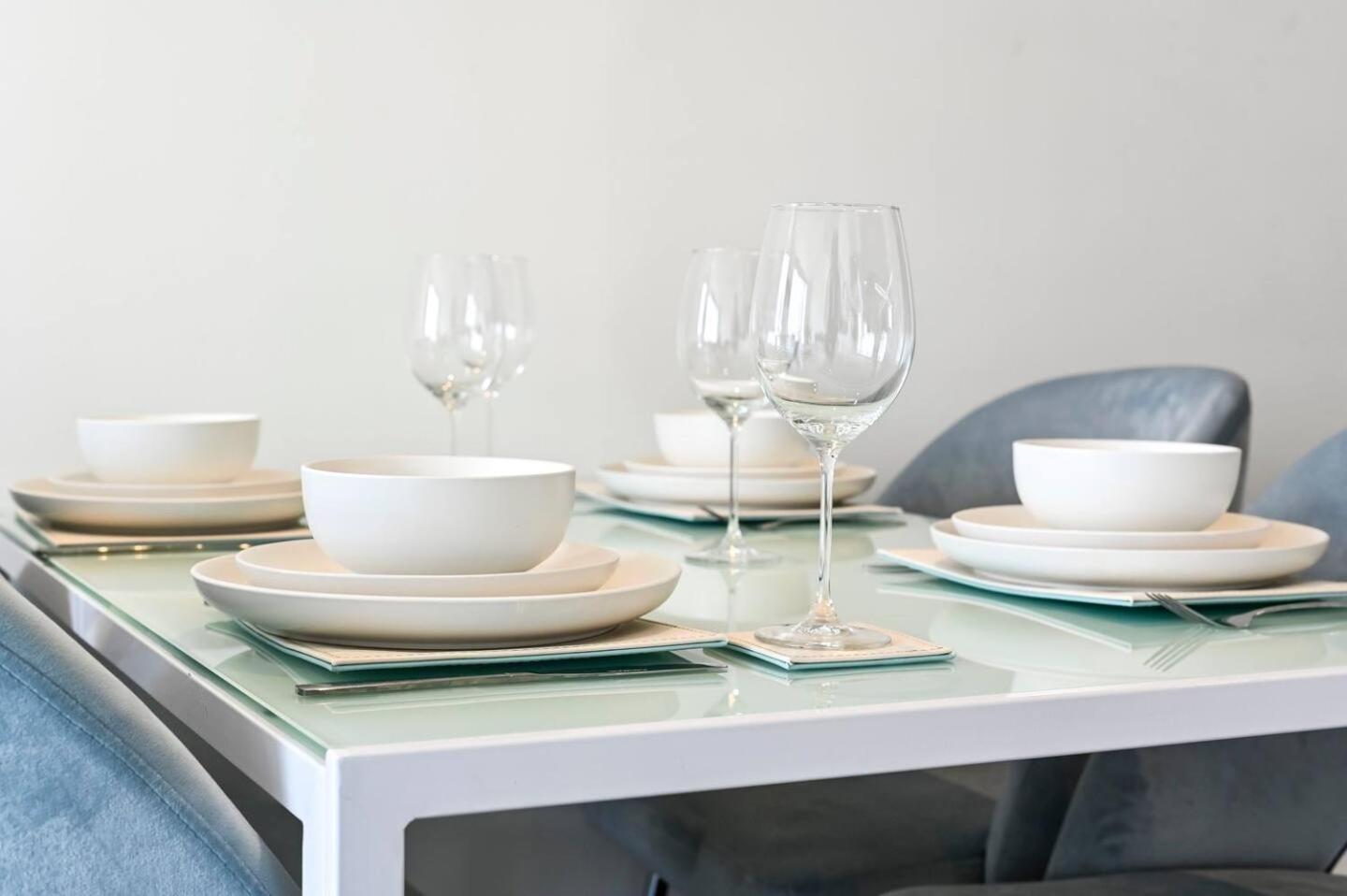Luxury High-rise 21st Floor 2 Bedroom 2 Bath Flat * Londres