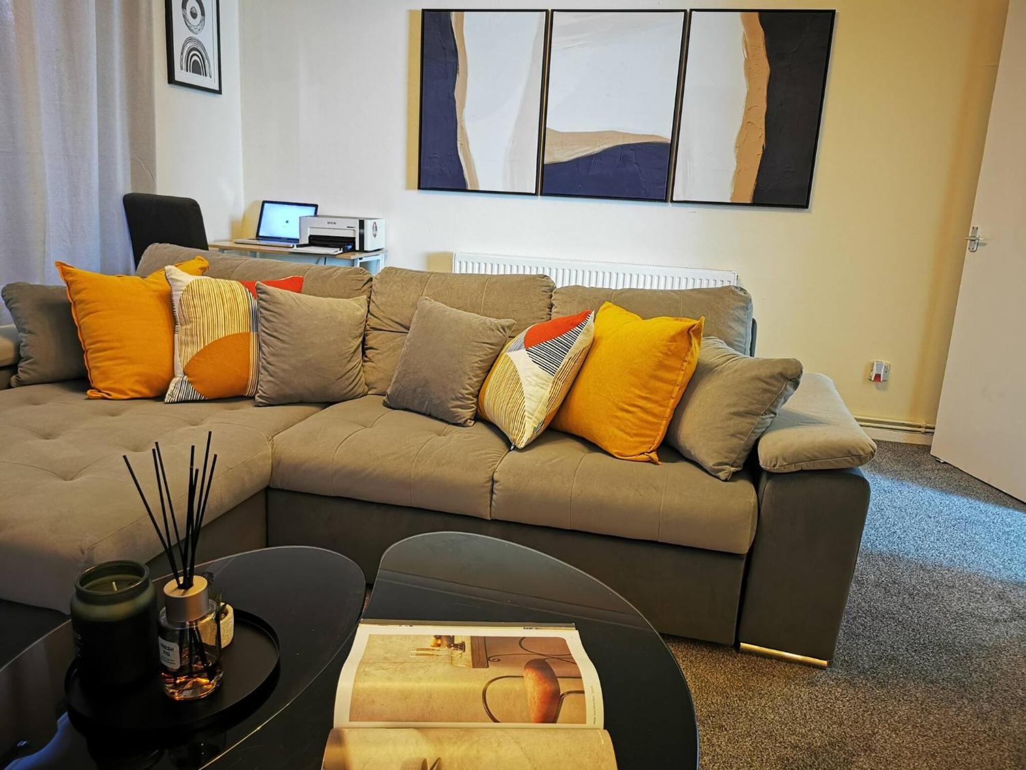 Cozy Near O2 Arena