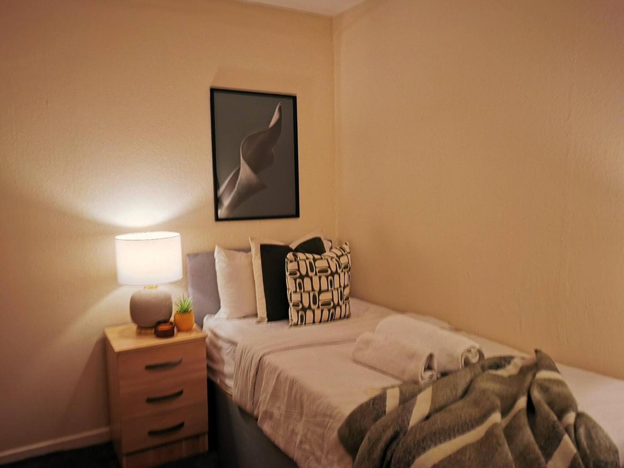 Cozy Near O2 Arena