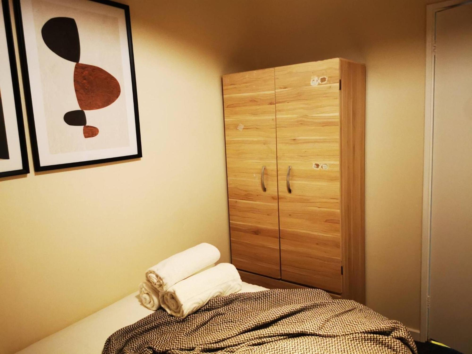 Cozy Near O2 Arena Vakantiehuis