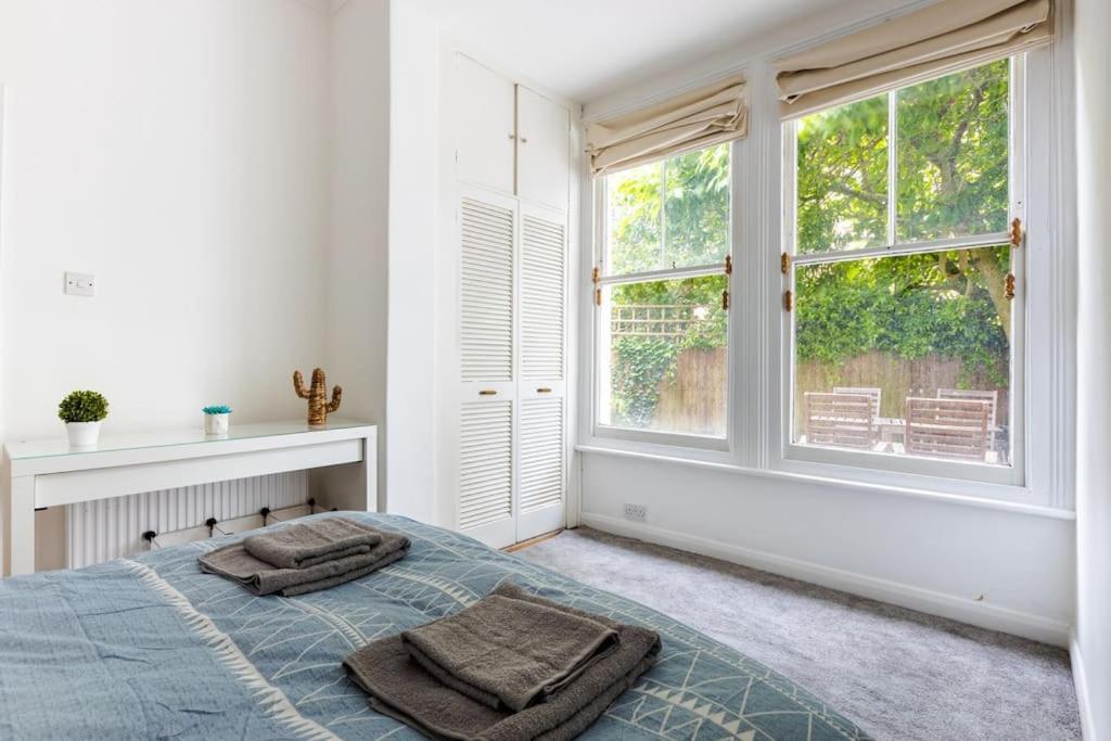 Lovely Garden Flat In Appartement *