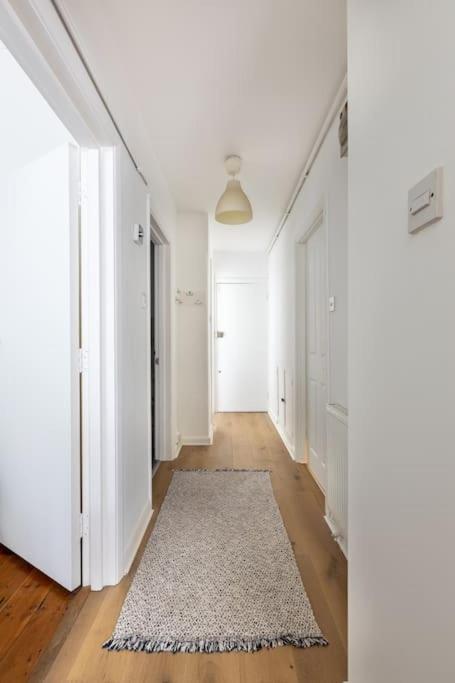 Lovely Garden Flat In Appartement