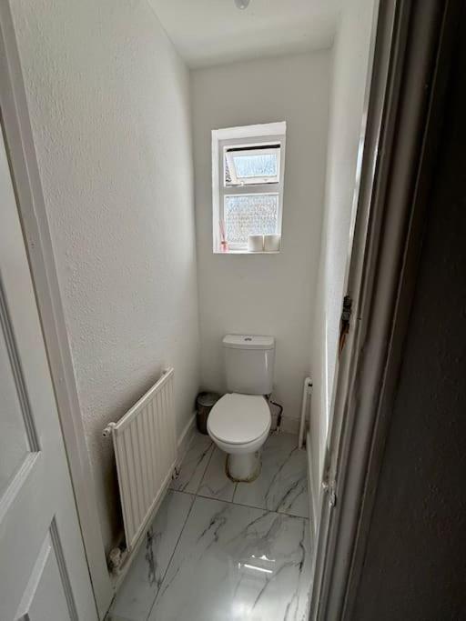 East 2 Bedroom Flat Apartamento Londres