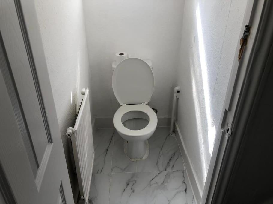 East 2 Bedroom Flat Apartamento