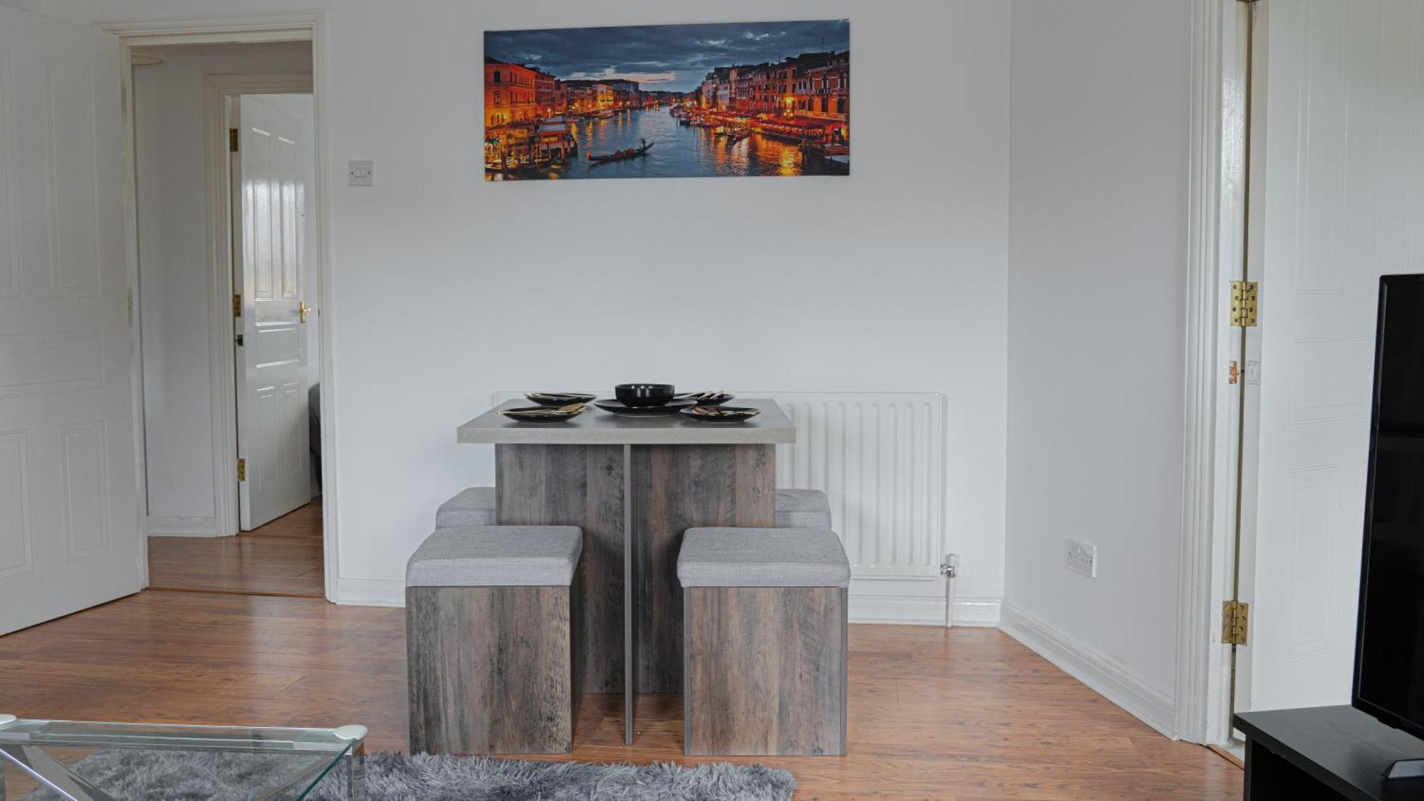 Stylish Waterfront Apartment